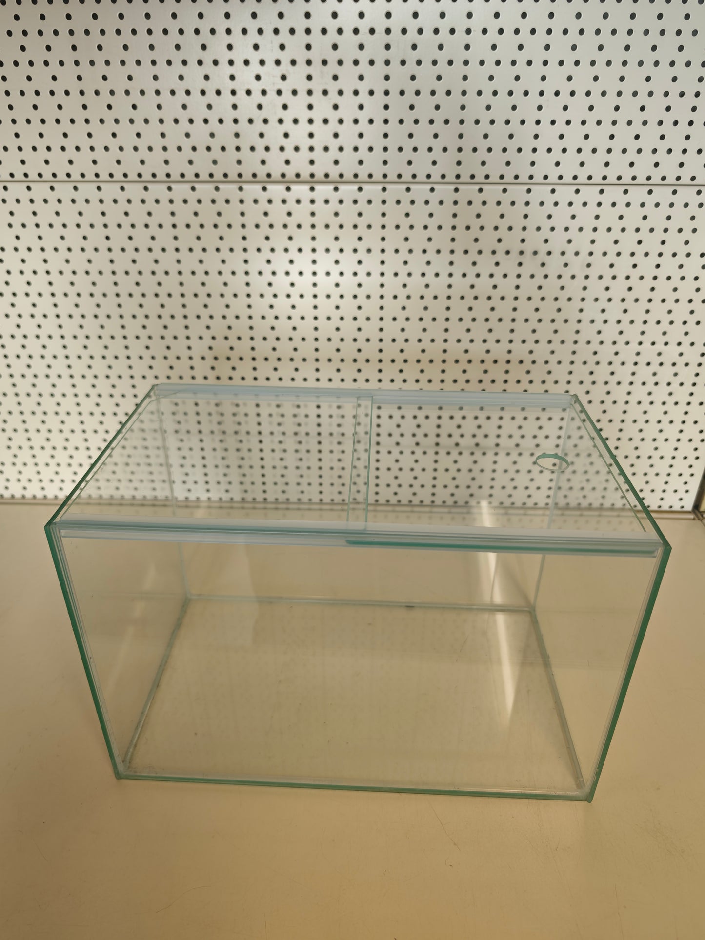Aquarium 38x22x25 verre flotté 4mm, 20,9 litres avec couvercle