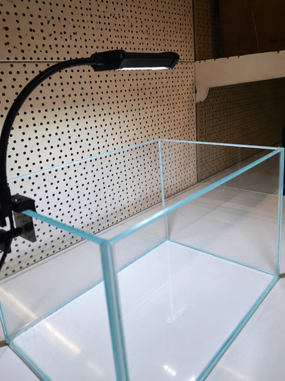 Aquarium 37×25×23 cm Optiwhite mit LED – Ansicht 5