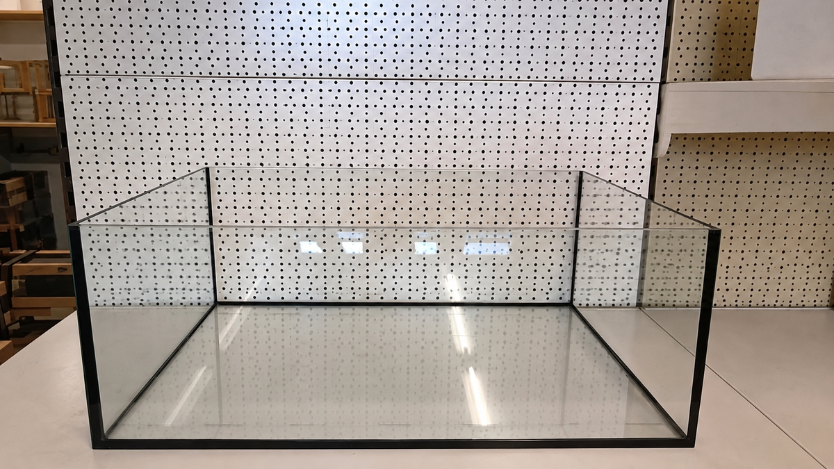 Aquarium 65×46×25 cm Floatglas 6 mm, Silikon schwarz – Ansicht 5