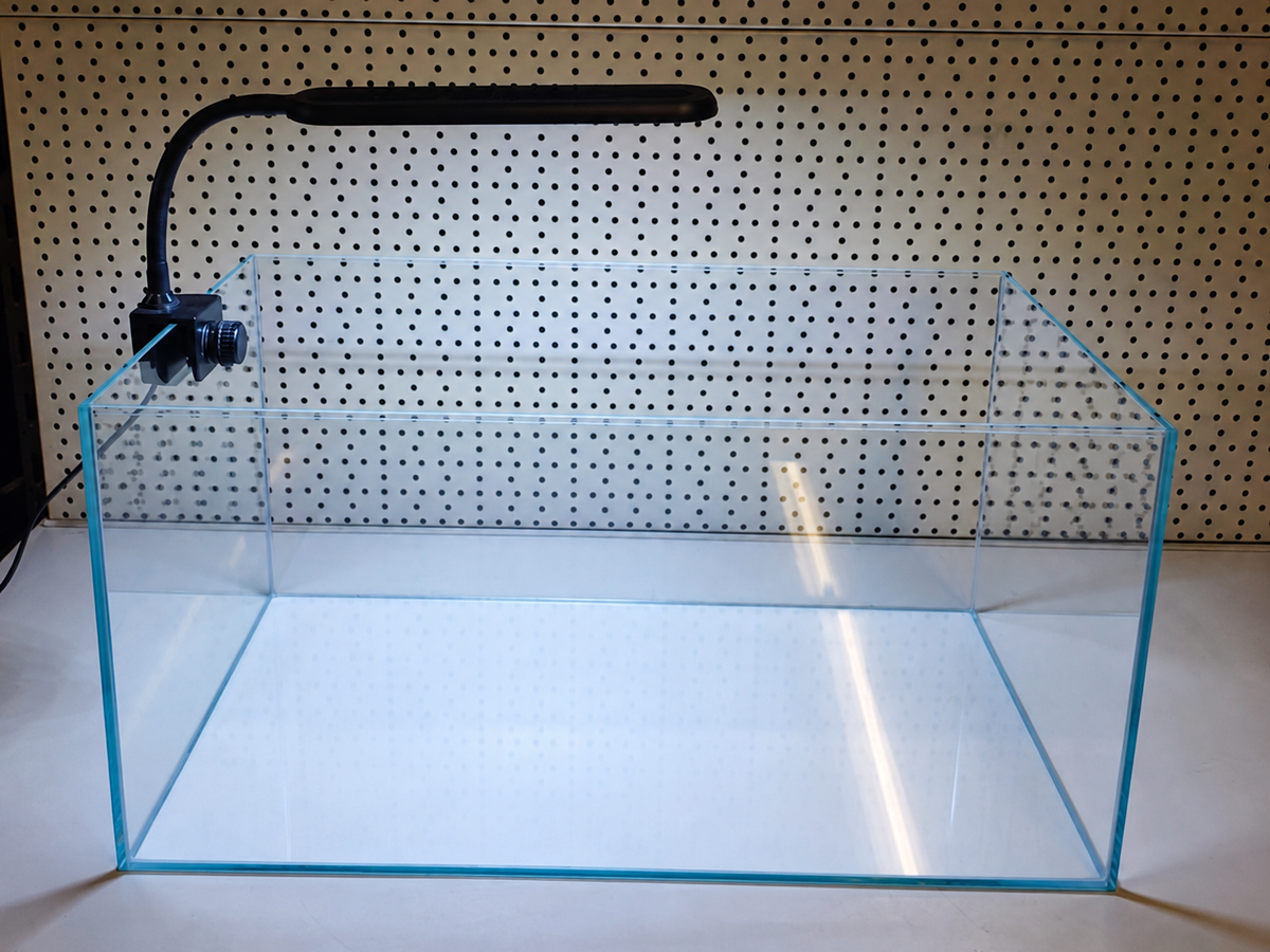 Aquarium 50×30×25 cm Optiwhite mit LED – Ansicht 2
