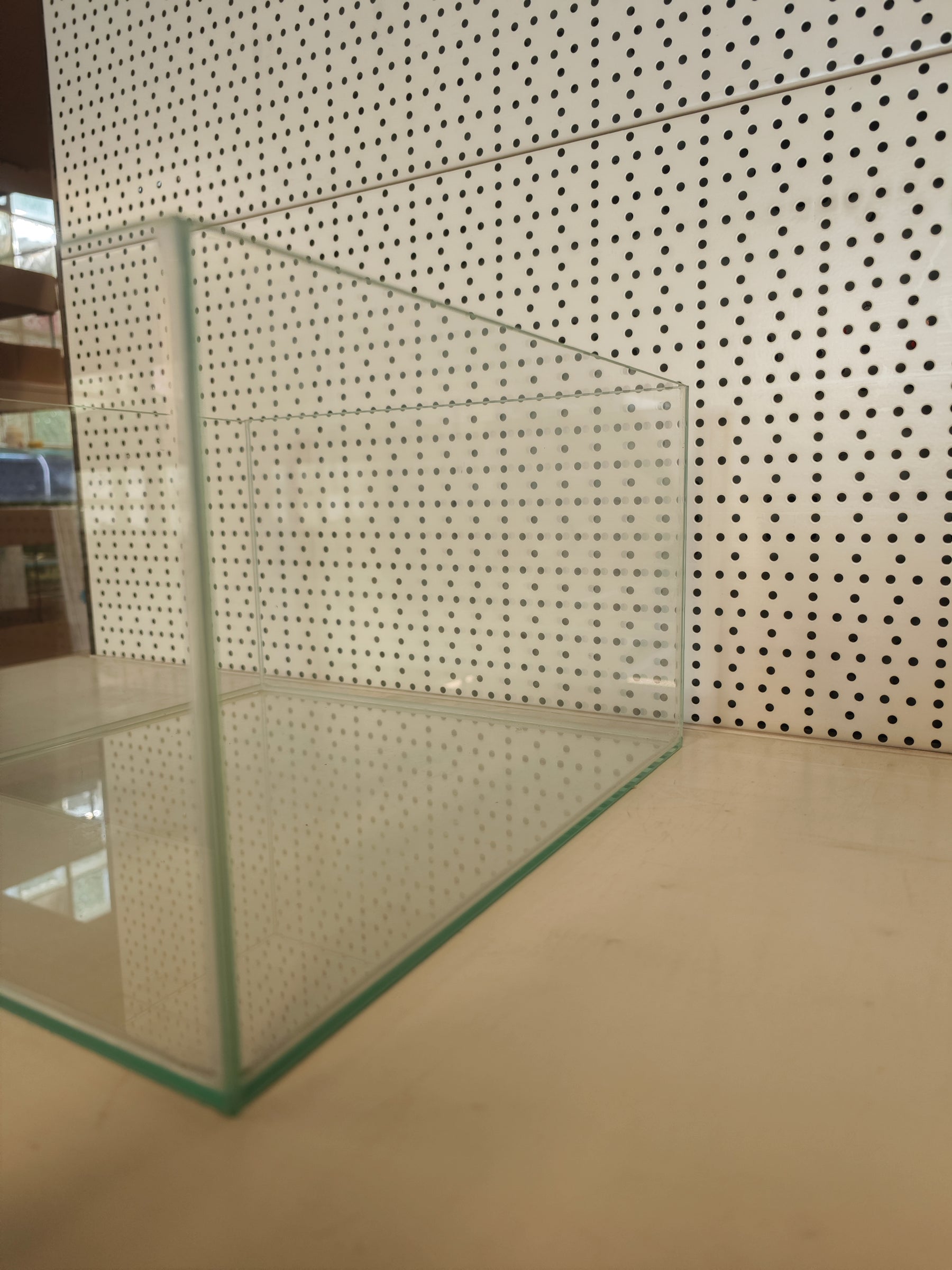 Aquarium 38x36x22cm, Float 4mm, 30 Liter