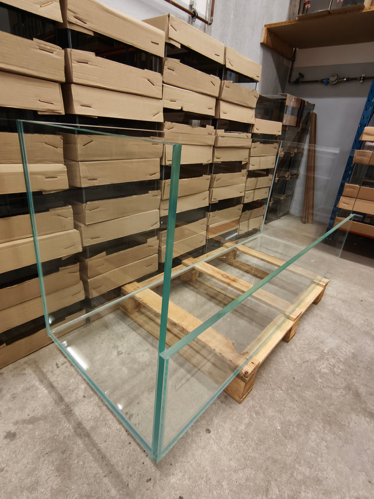 Aquarium 33x38x22 pour étagère Kallax, fond bleu