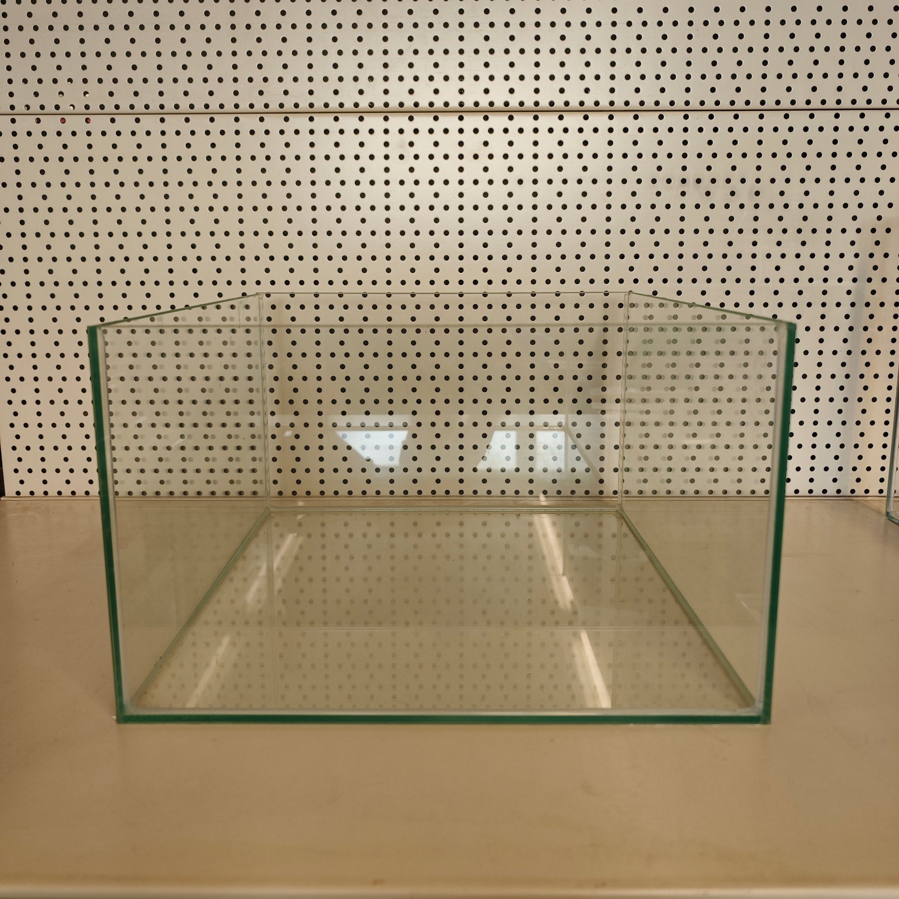Aquarium 38x36x22cm, Float 4mm, 30 Liter