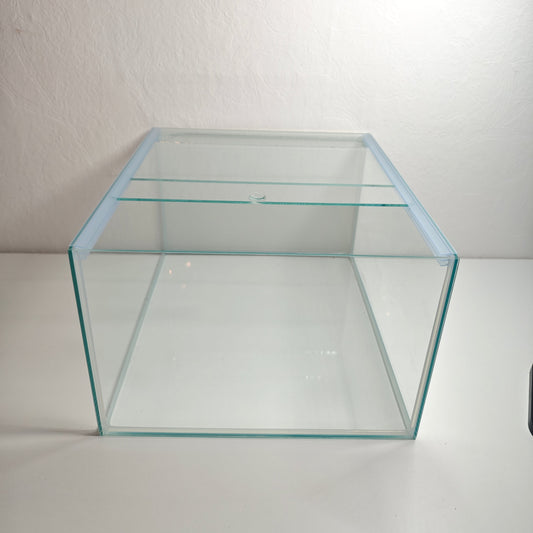 Aquarium 33x38x22cm für Kallax Regal 27,5 Liter transparent, weiße Rückwand