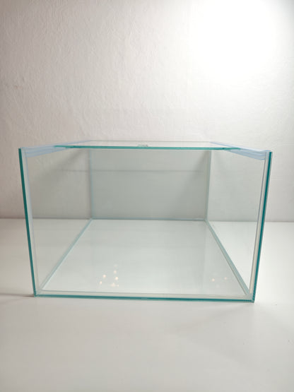 Aquarium 33x38x22cm für Kallax Regal 27,5 Liter transparent, weiße Rückwand
