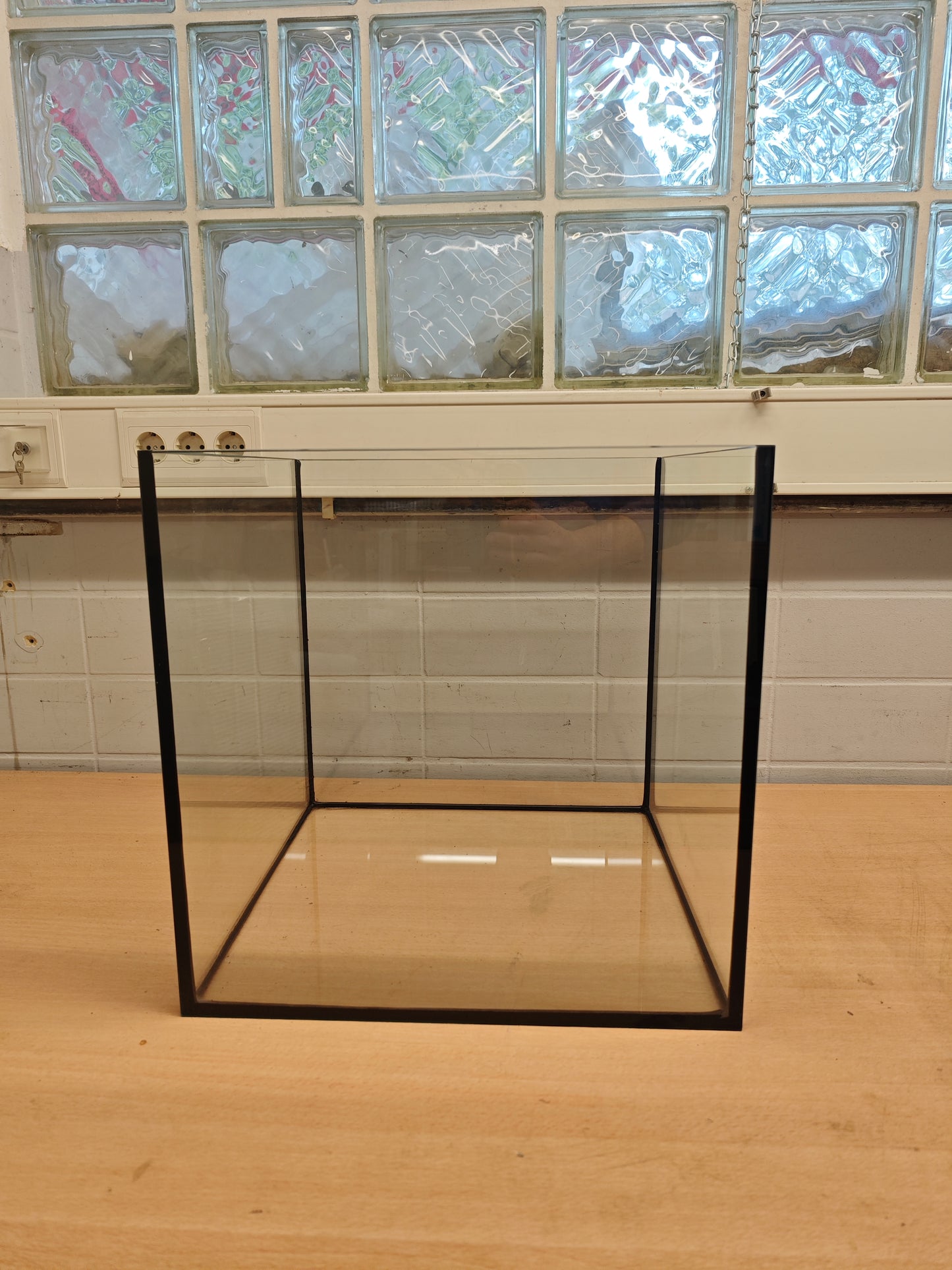 B-Ware: Aquarium Cube 91 Liter 45x45x45cm