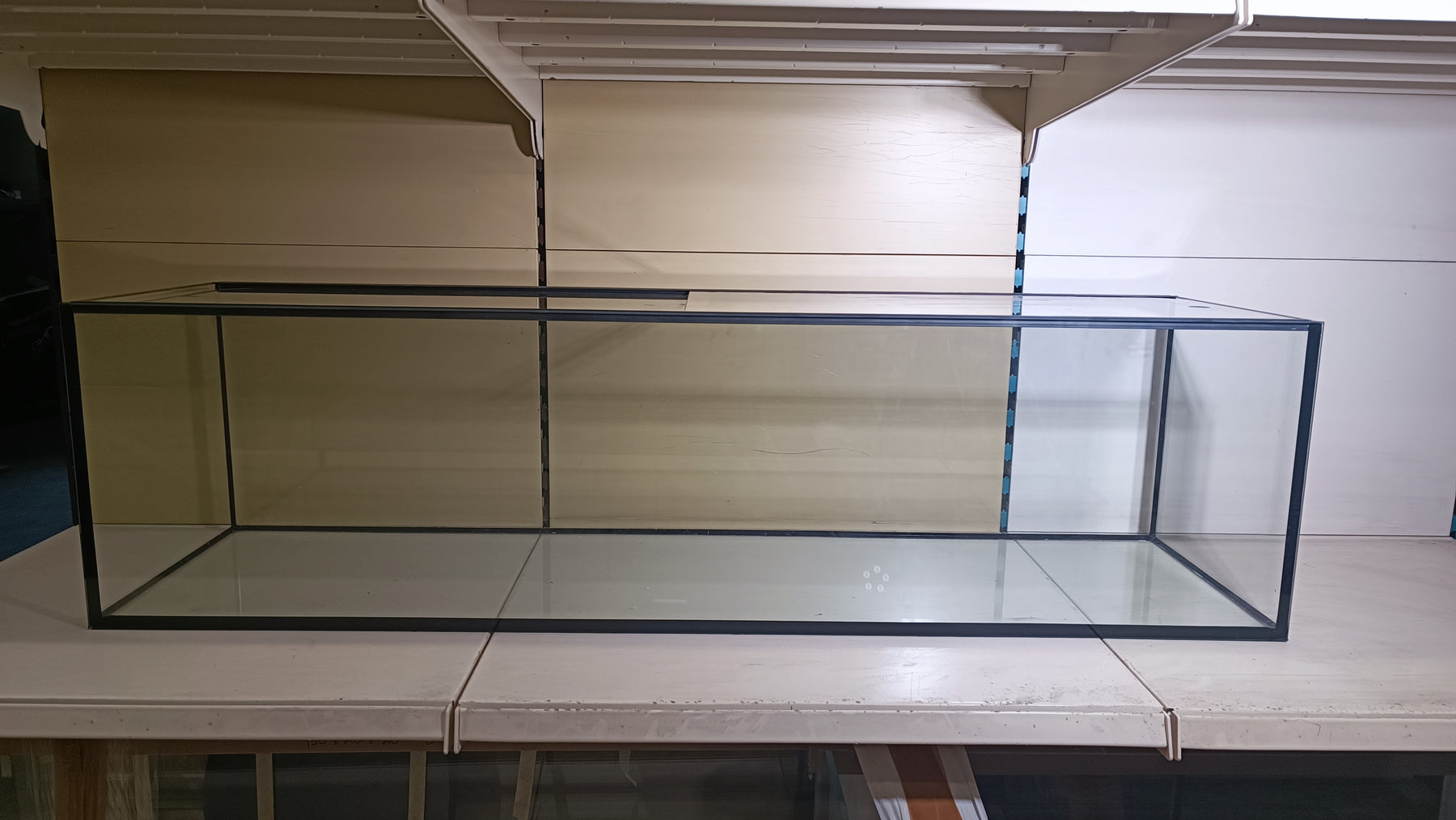 Aquarium 120x40x35 verre flotté 8mm, 168 litres